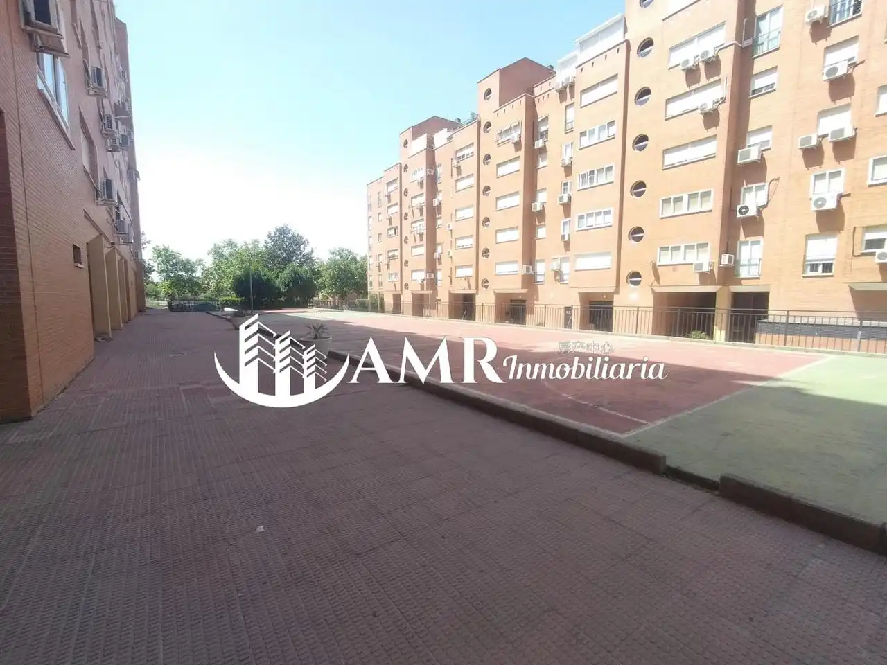 Vista exterior de Dúplex en venta en Fuenlabrada con Aire acondicionado, Calefacción y Parquet