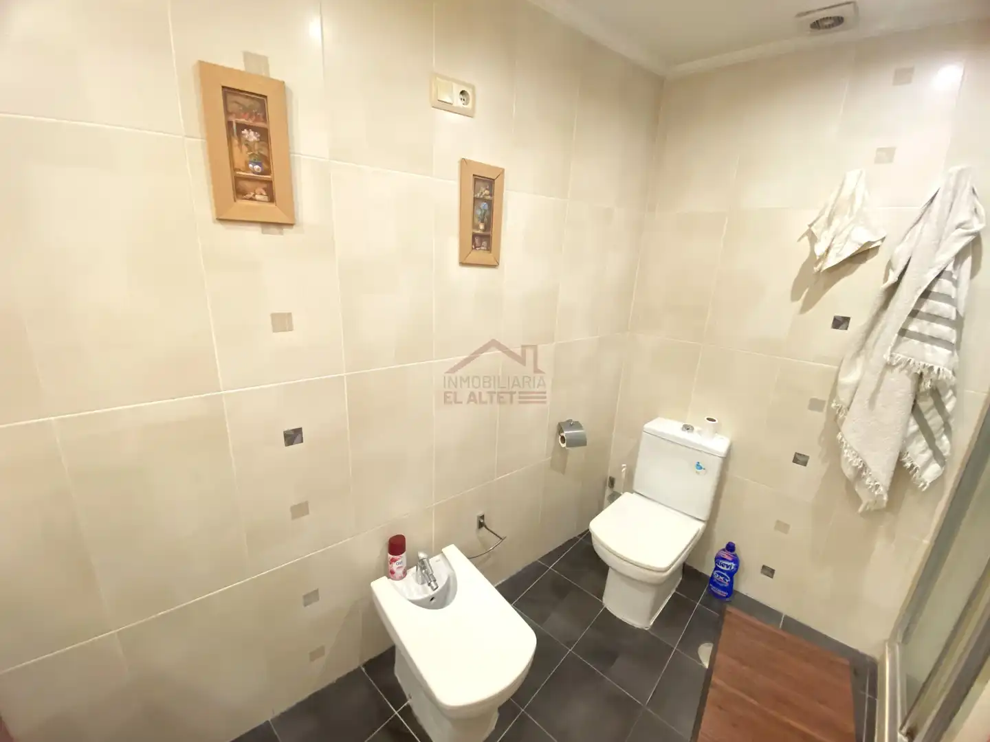 Baño de Piso en venta en Elche / Elx con Aire acondicionado, Calefacción y Horno