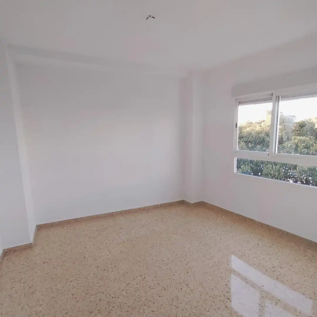 Bedroom of Flat for rent in Mislata  with Air Conditioner