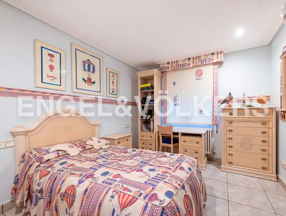 Dormitori de Casa o xalet en venda en Onda amb Calefacció, Jardí privat i Terrassa