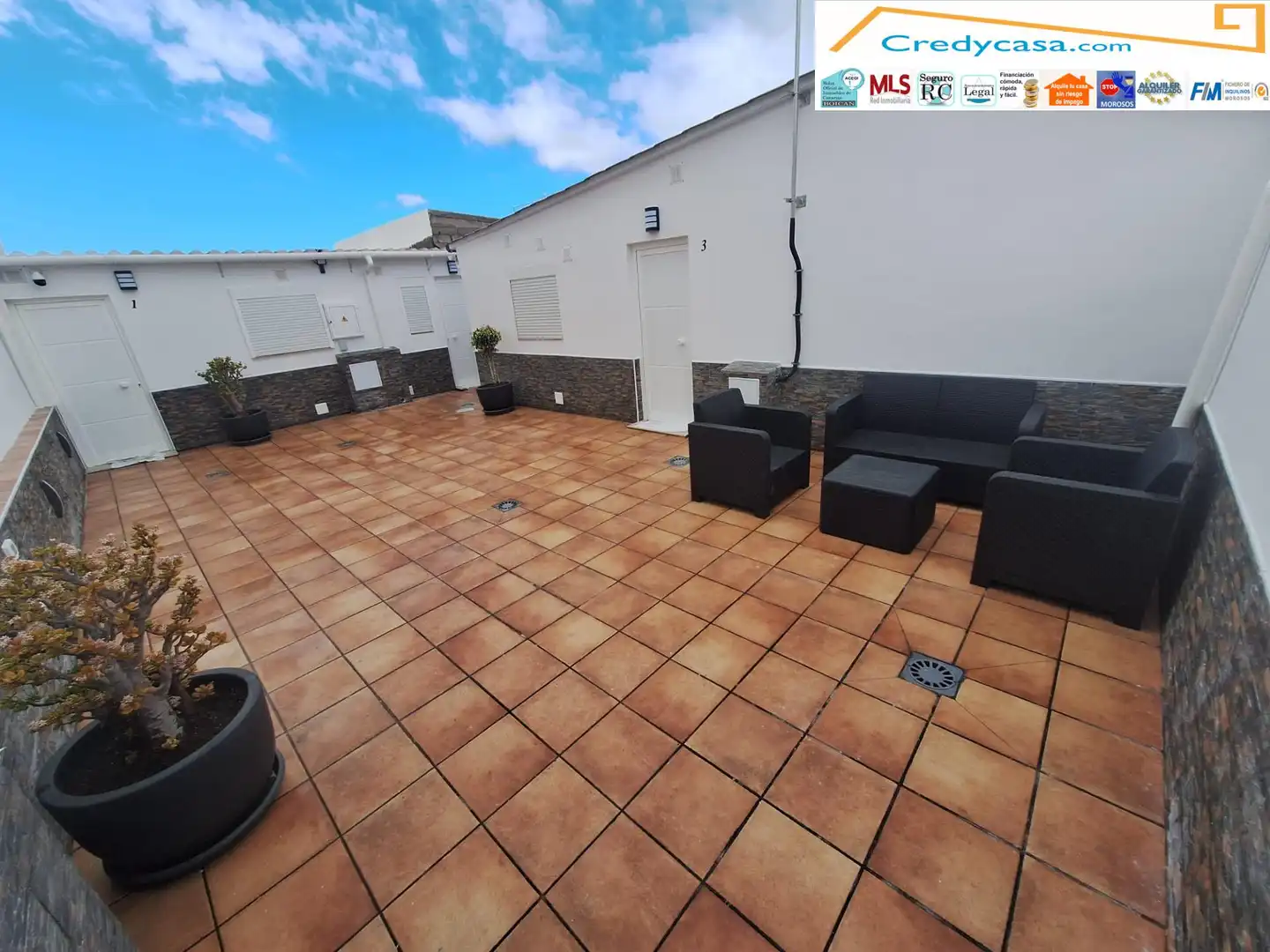 Terrasse von Erdgeschoss zur Miete in Guía de Isora mit Terrasse und Möbliert