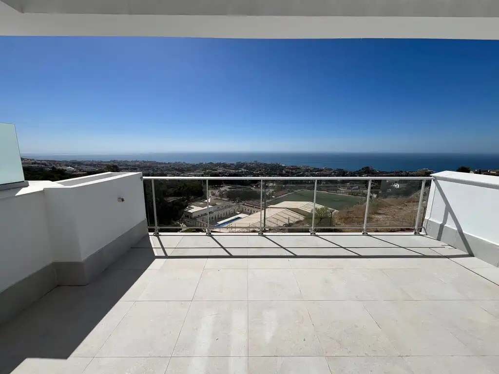 Terraza de Ático en venta en Benalmádena con Terraza y Piscina comunitaria
