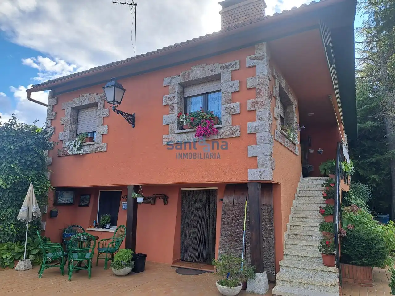 Xalet amb jardí en venda a Valverde de la Virgen, imagen 3