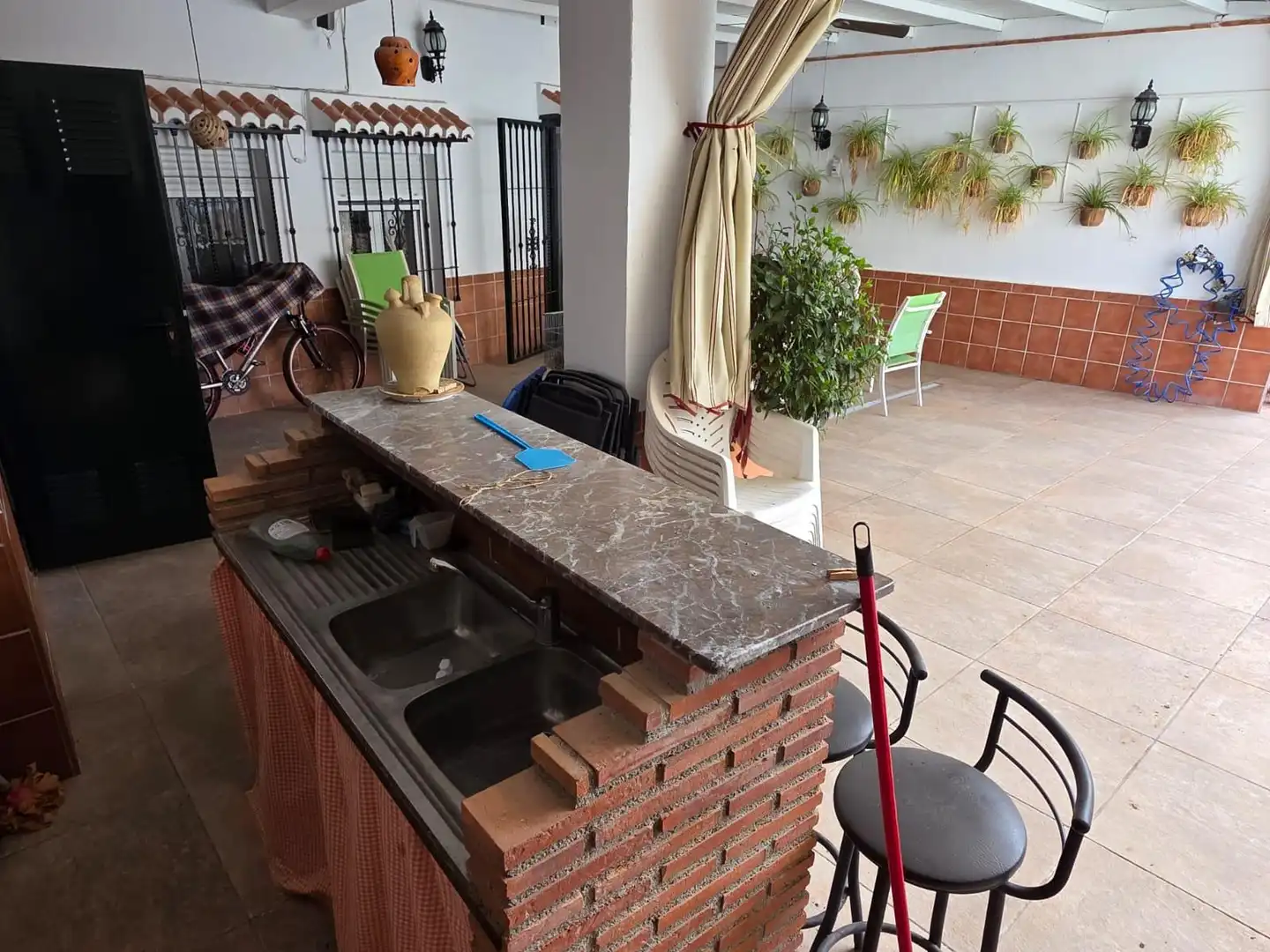 Terrace of Houses for sale in Ventas de Huelma  with Air Conditioner, Heating and Private garden