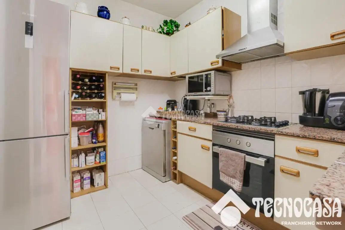 Cocina de Piso en venta en Barcelona con Aire acondicionado, Calefacción y Balcón