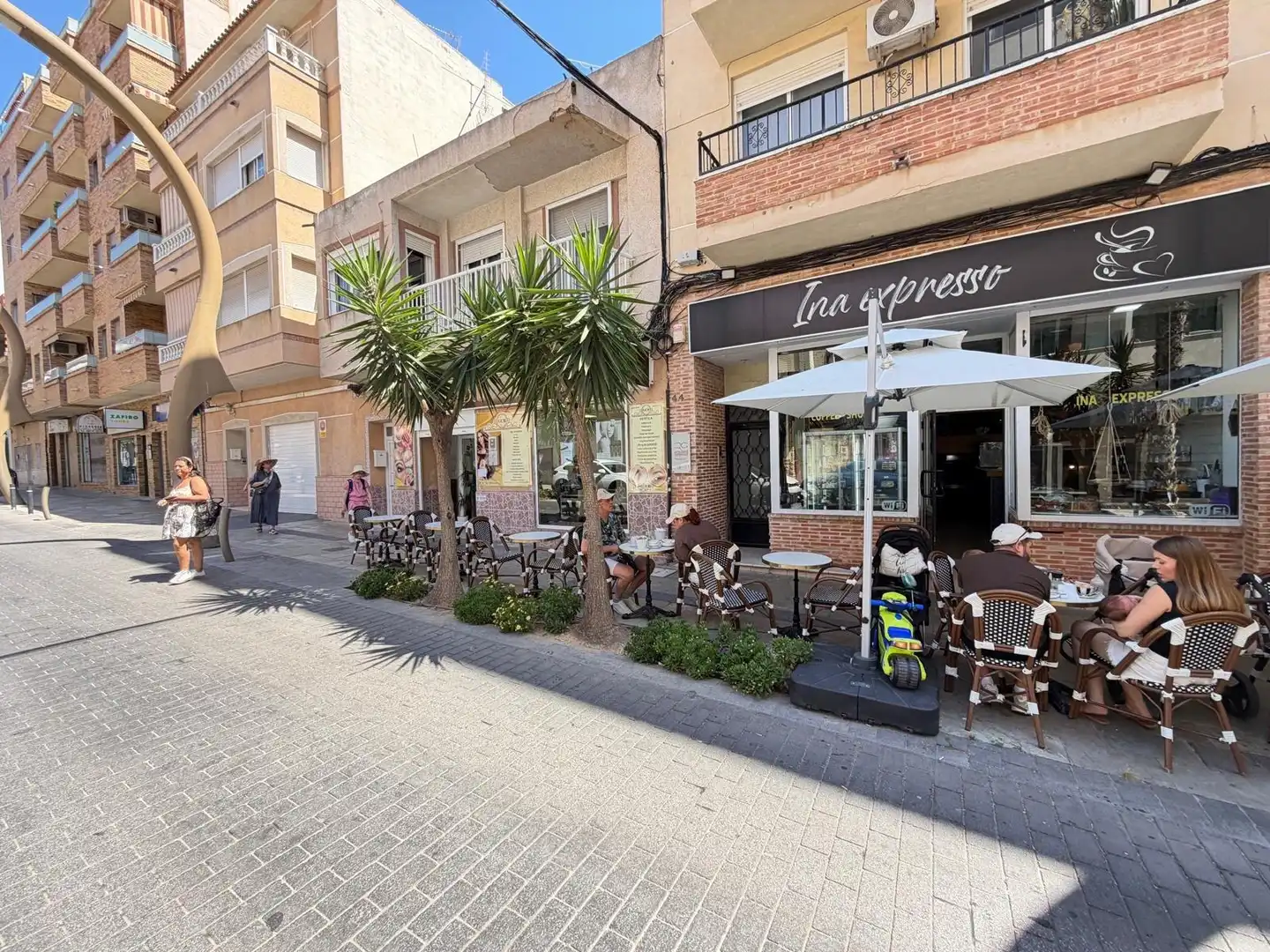 Commercial properties for rent in Torrevieja  with Air Conditioner and Furnished
