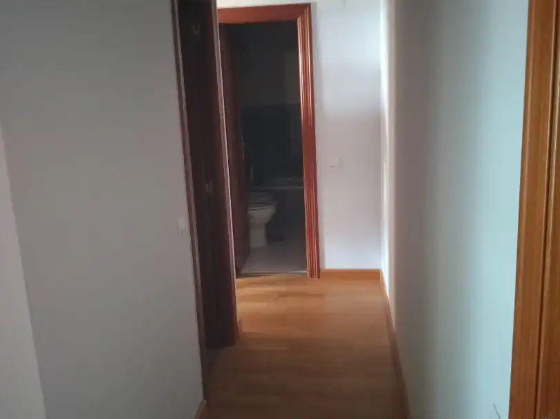 Wohnung zur Miete in Valverde de la Virgen mit Heizung, Parkett und Abstellraum