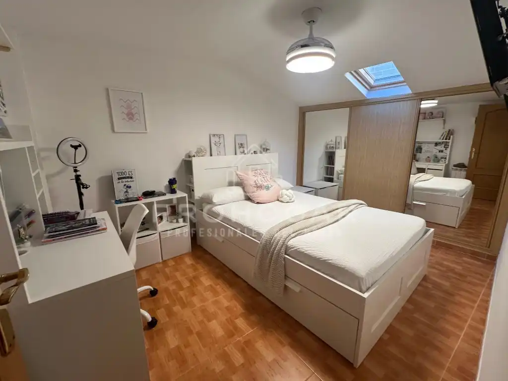 Habitación de Casa adosada en venta en Colmenar Viejo