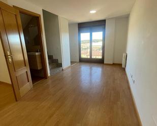 Living room of Attic to rent in Villamantilla  with Balcony