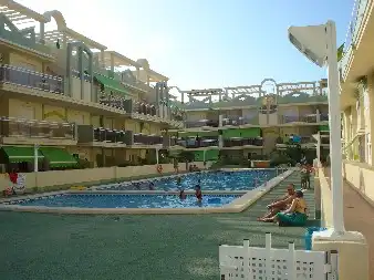 Piscina de Apartamento de alquiler en Xeraco con Amueblado