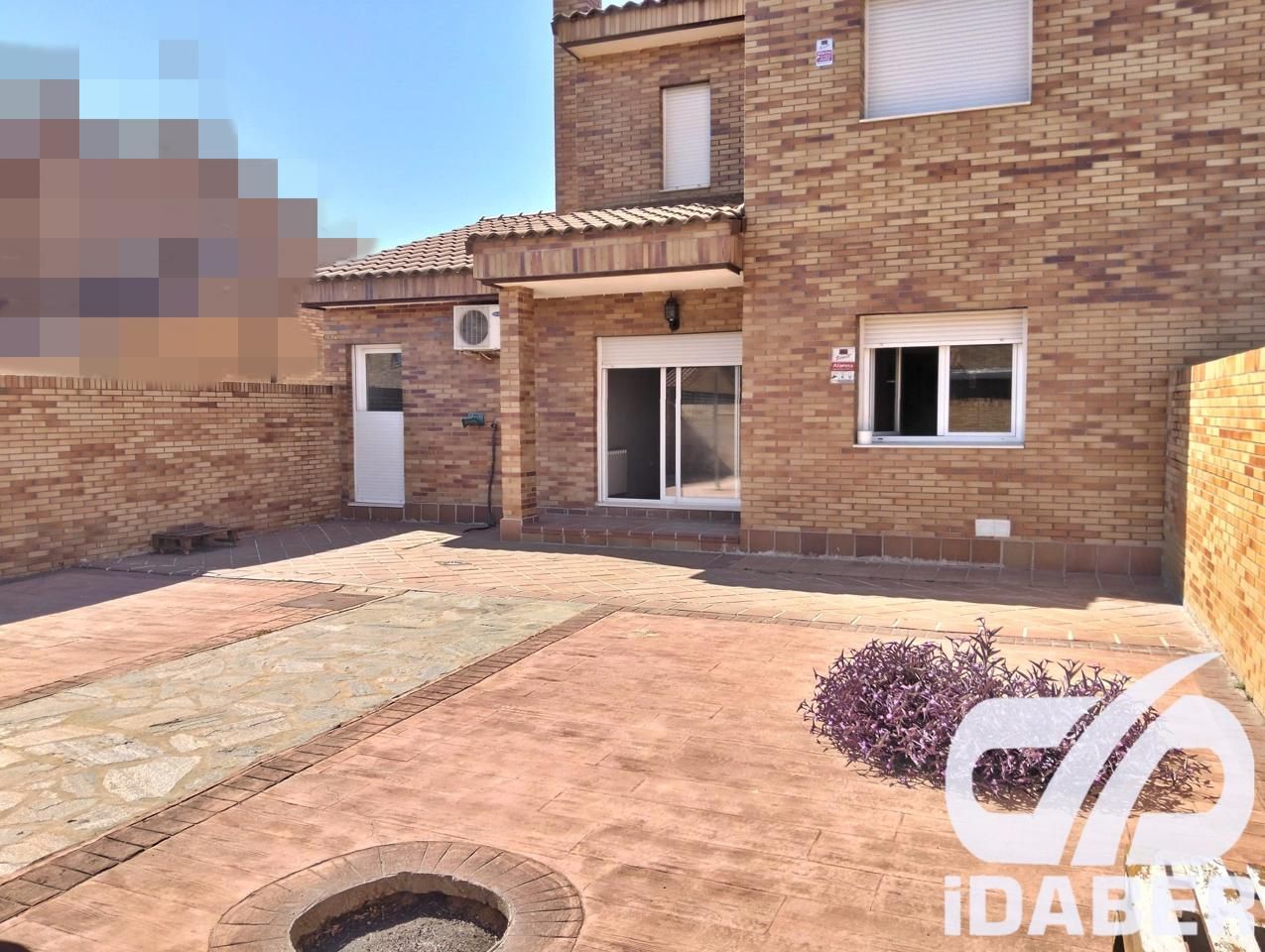 Casa adosada en venda