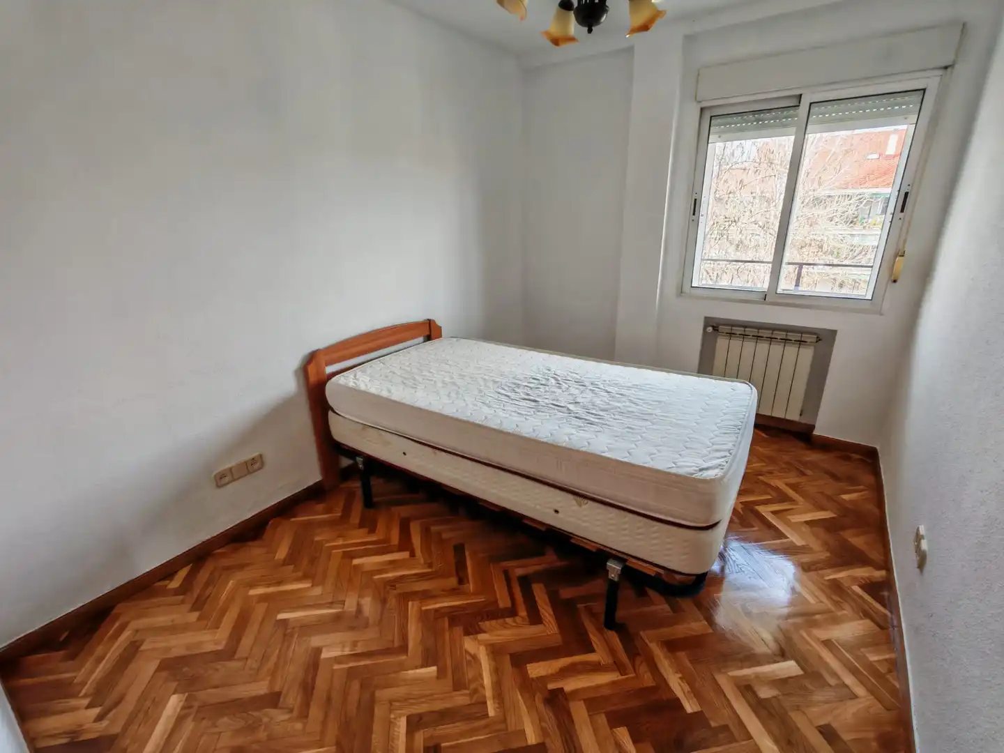 Bedroom of Flat for sale in Móstoles  with Heating, Parquet flooring and Terrace