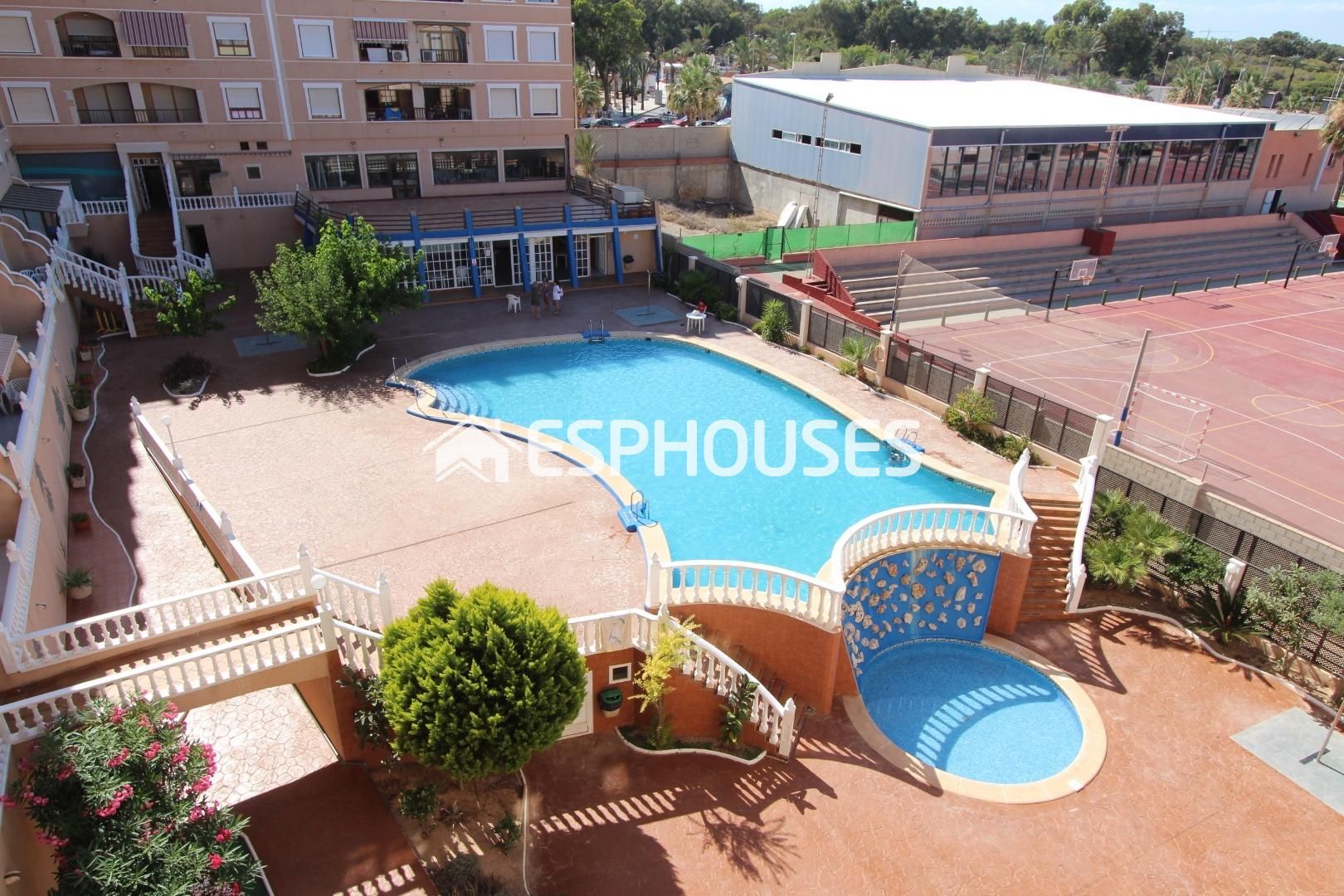 Swimming pool of Apartment for sale in Guardamar del Segura  with Air Conditioner, Storage room and Furnished