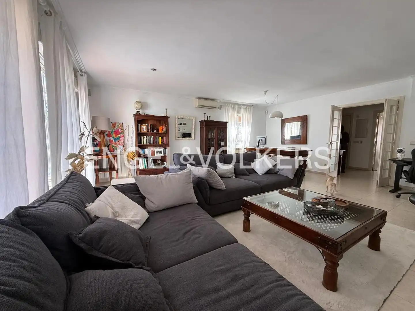 Sala de estar de Casa adosada en venta en Rivas-Vaciamadrid con Aire acondicionado, Calefacción y Jardín privado