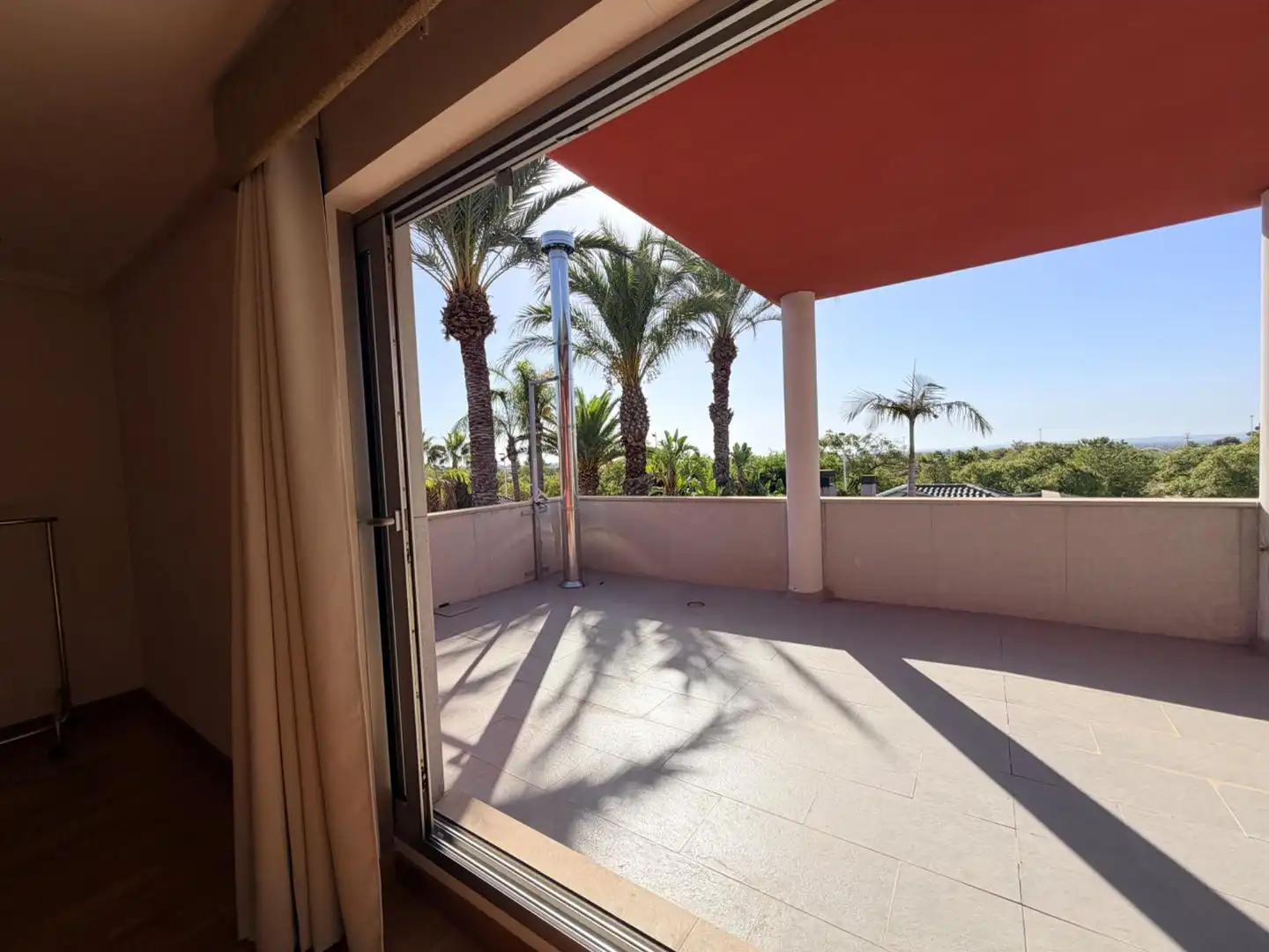 Terraza de Casa o chalet de alquiler en Elche / Elx con Aire acondicionado, Calefacción y Jardín privado