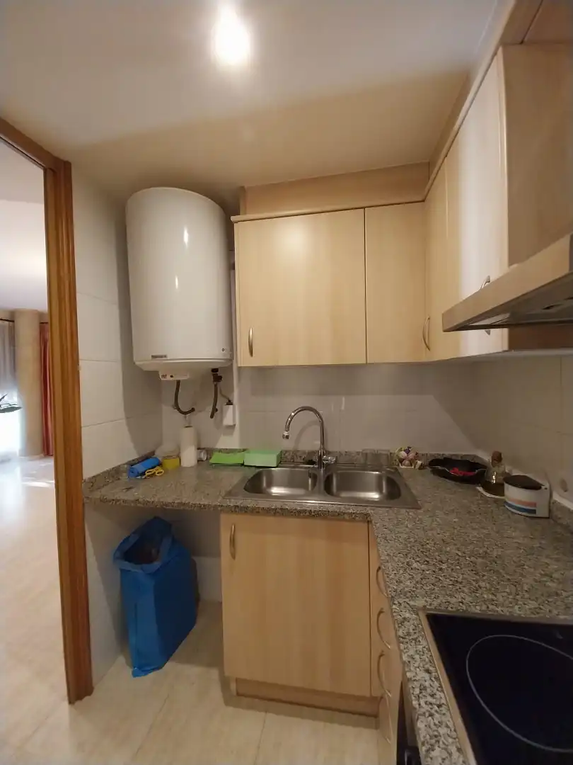 Cocina de Piso en venta en Girona con Aire acondicionado, Calefacción y Horno