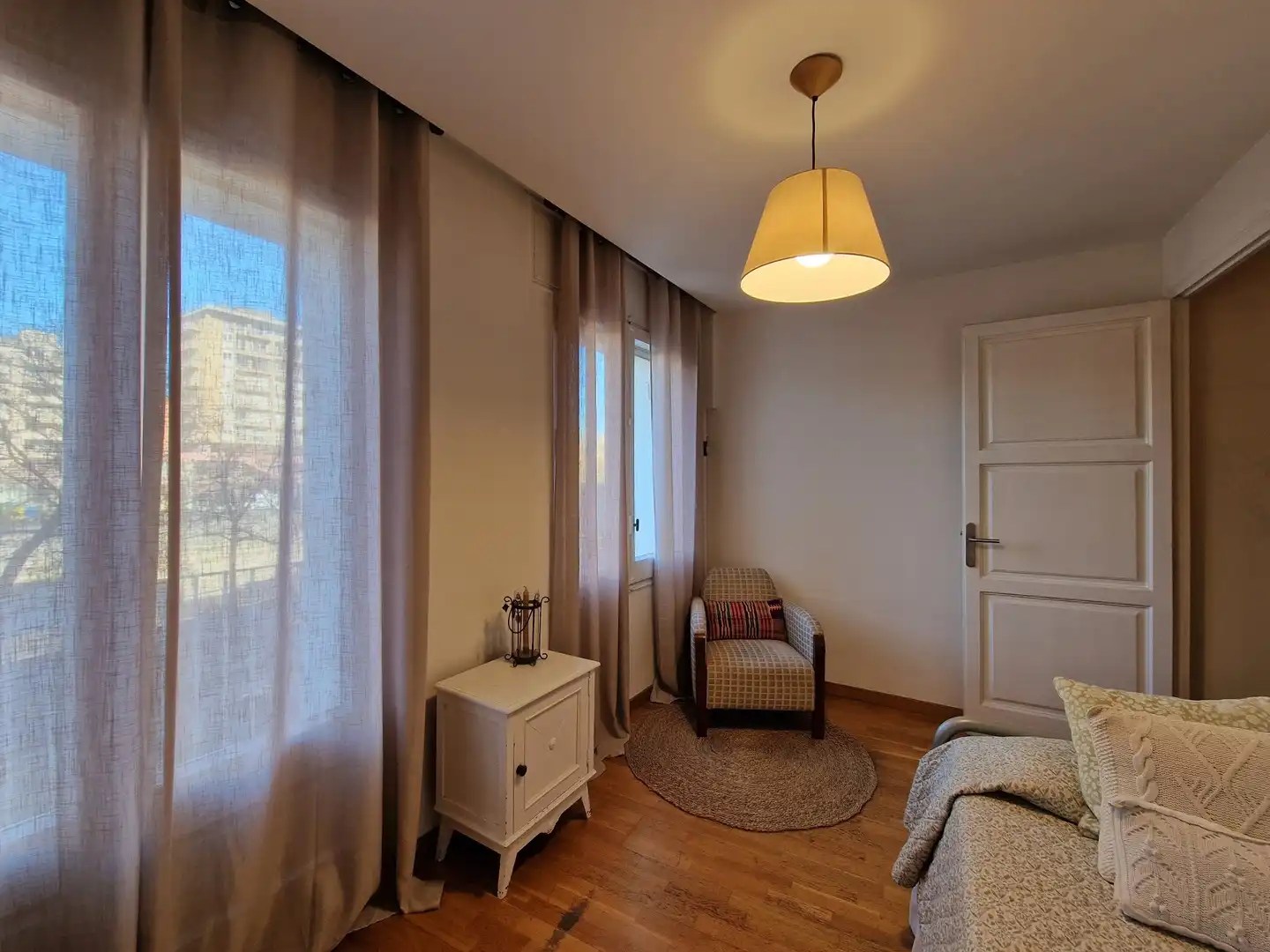 Bedroom of Flat for sale in Girona  with Air Conditioner, Heating and Terrace