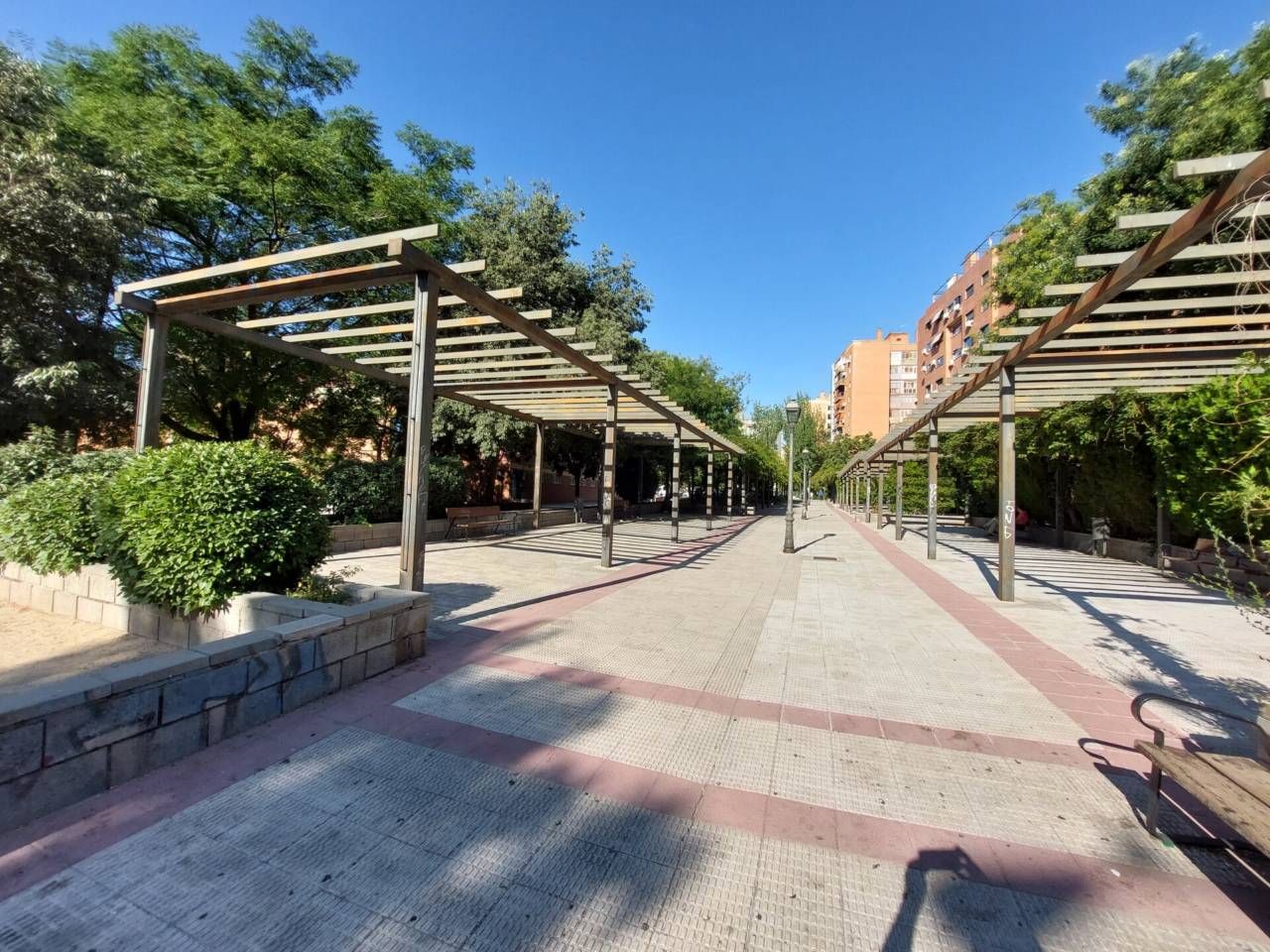 Exterior view of Flat for sale in Fuenlabrada  with Air Conditioner, Heating and Parquet flooring
