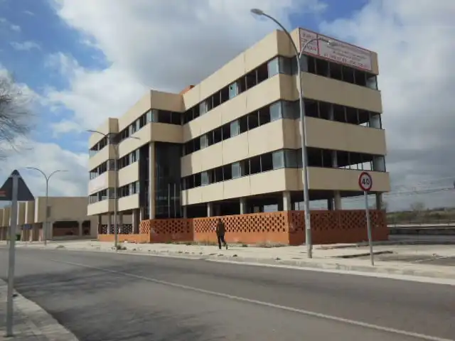 Immobles singulars amb ascensor en venda a Estación - Los Manantiales