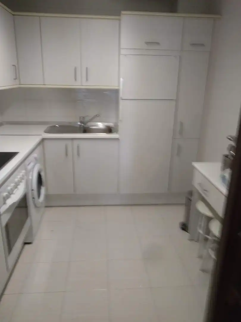 Cocina de Piso de alquiler en  Pamplona / Iruña con Calefacción, Parquet y Terraza
