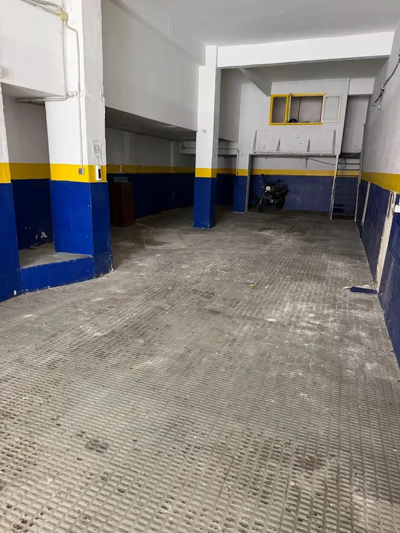 Local comercial en venta en Centro - Ayuntamiento, imagen 2