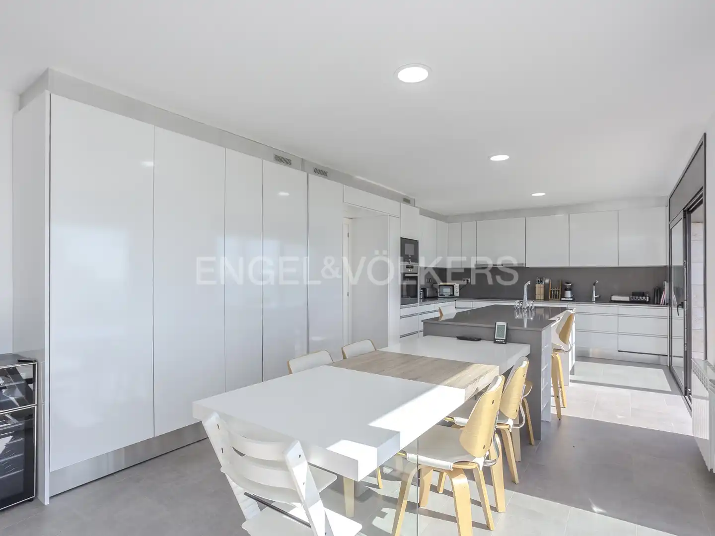 Dining room of Houses for rent in Vilanova i la Geltrú  with Air Conditioner, Heating and Private garden