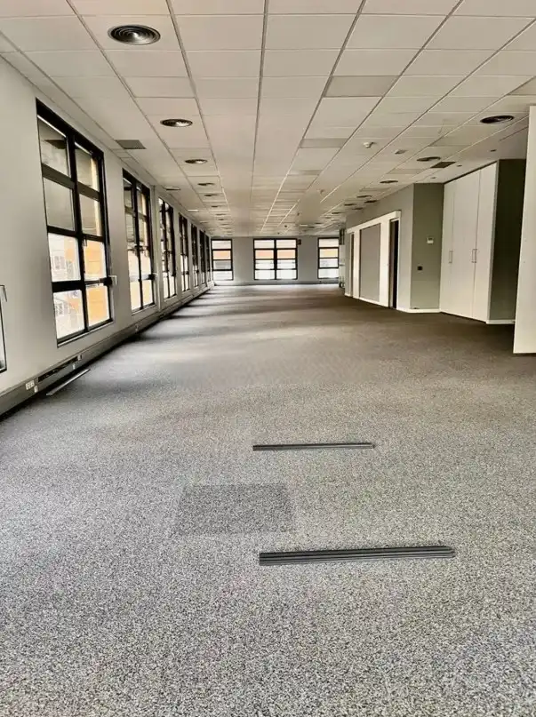 Oficina de lloguer en Santa Perpètua de Mogoda amb Aire condicionat i Calefacció