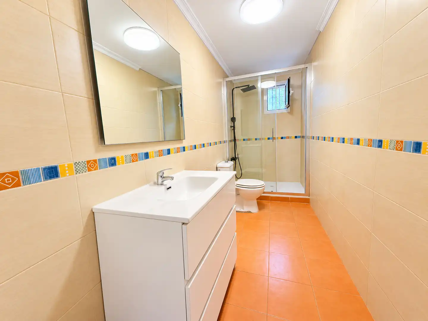Chalet con piscina en venta en Montserrat, imagen 9