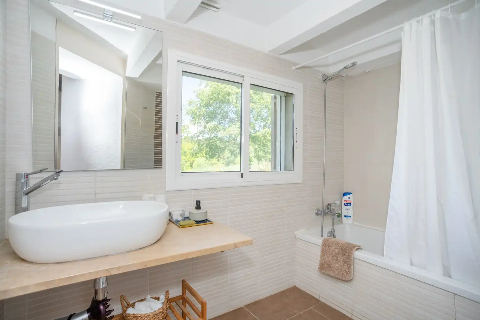Bathroom of Houses for sale in Vilademuls  with Air Conditioner, Heating and Terrace
