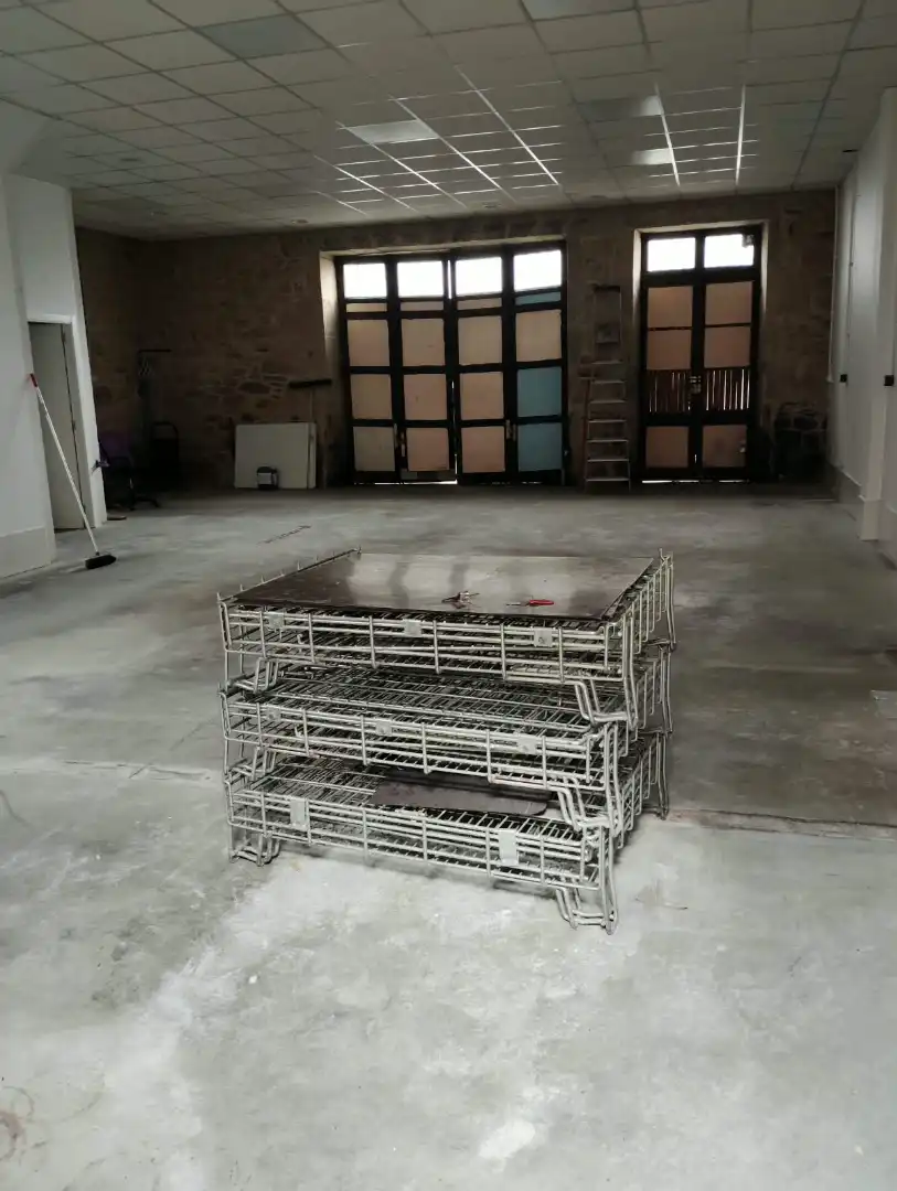 Business premises to rent in Noia, imagen 3