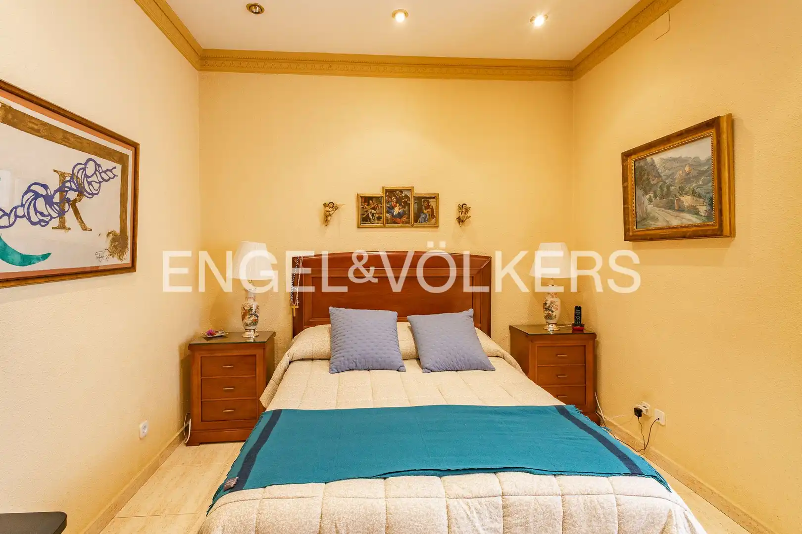 Bedroom of Flat for sale in Barcelona  with Air Conditioner, Heating and Parquet flooring