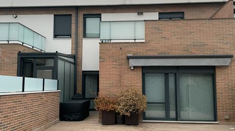 Photo 2 of Single-family semi-detached for sale in Ingeniero Alejandro Mendizabal Kalea, Salburua - Arantzabela, Araba - Álava