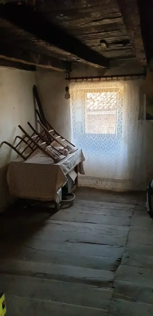 Menjador de Casa o xalet en venda en Valle de Manzanedo amb Jardí privat, Moblat i Balcó
