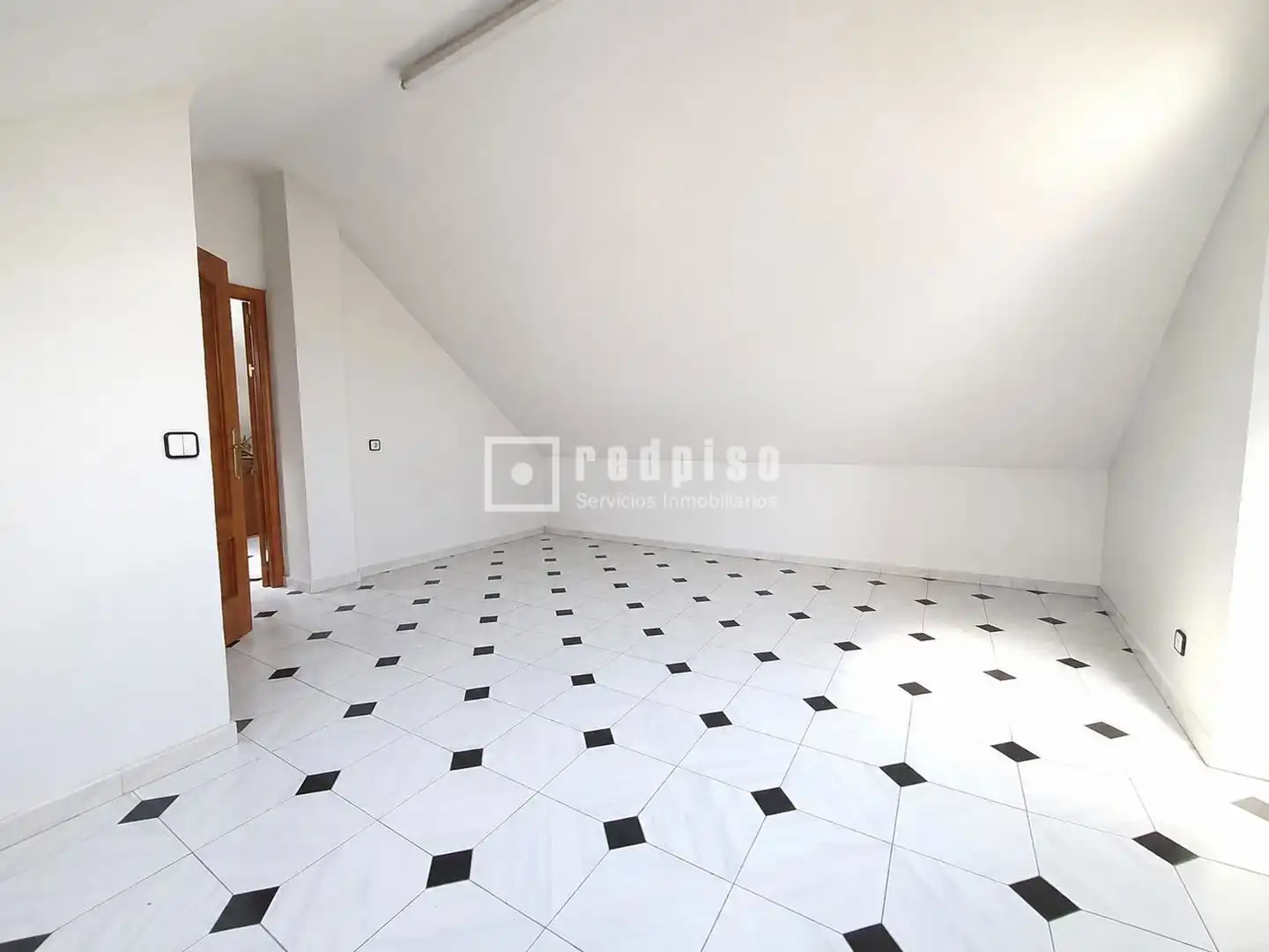 Villa con giardino in vendita a Sector 3, imagen 18