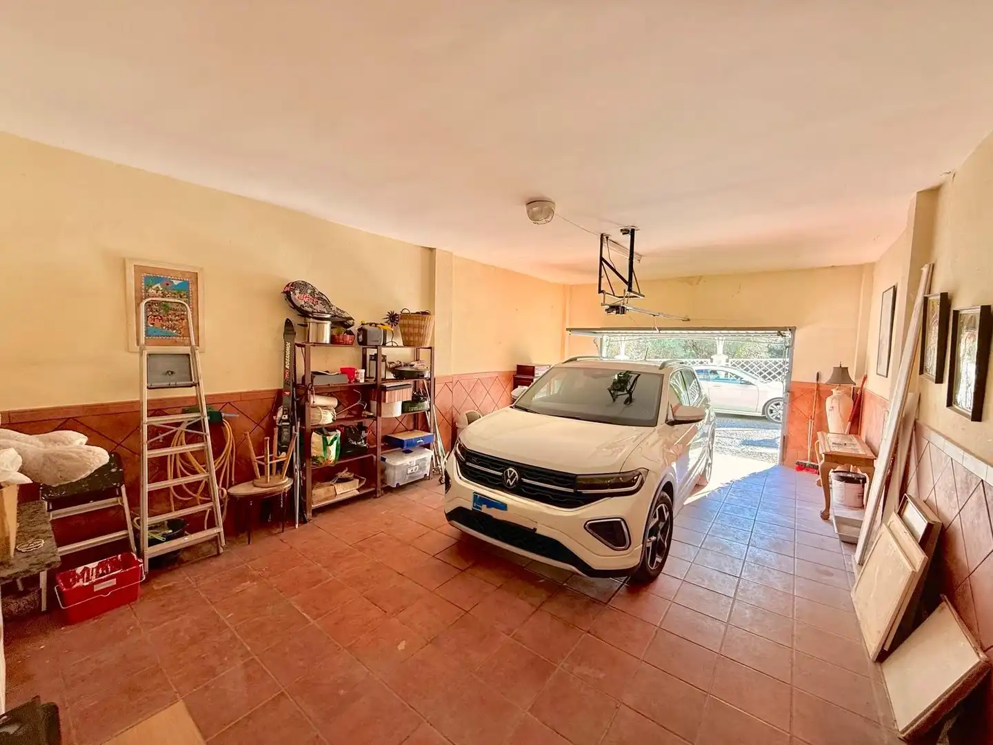 Parking de Casa adosada en venta en Mijas con Aire acondicionado, Jardín privado y Terraza