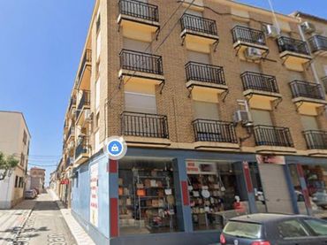 Business premises for sale in Caridad