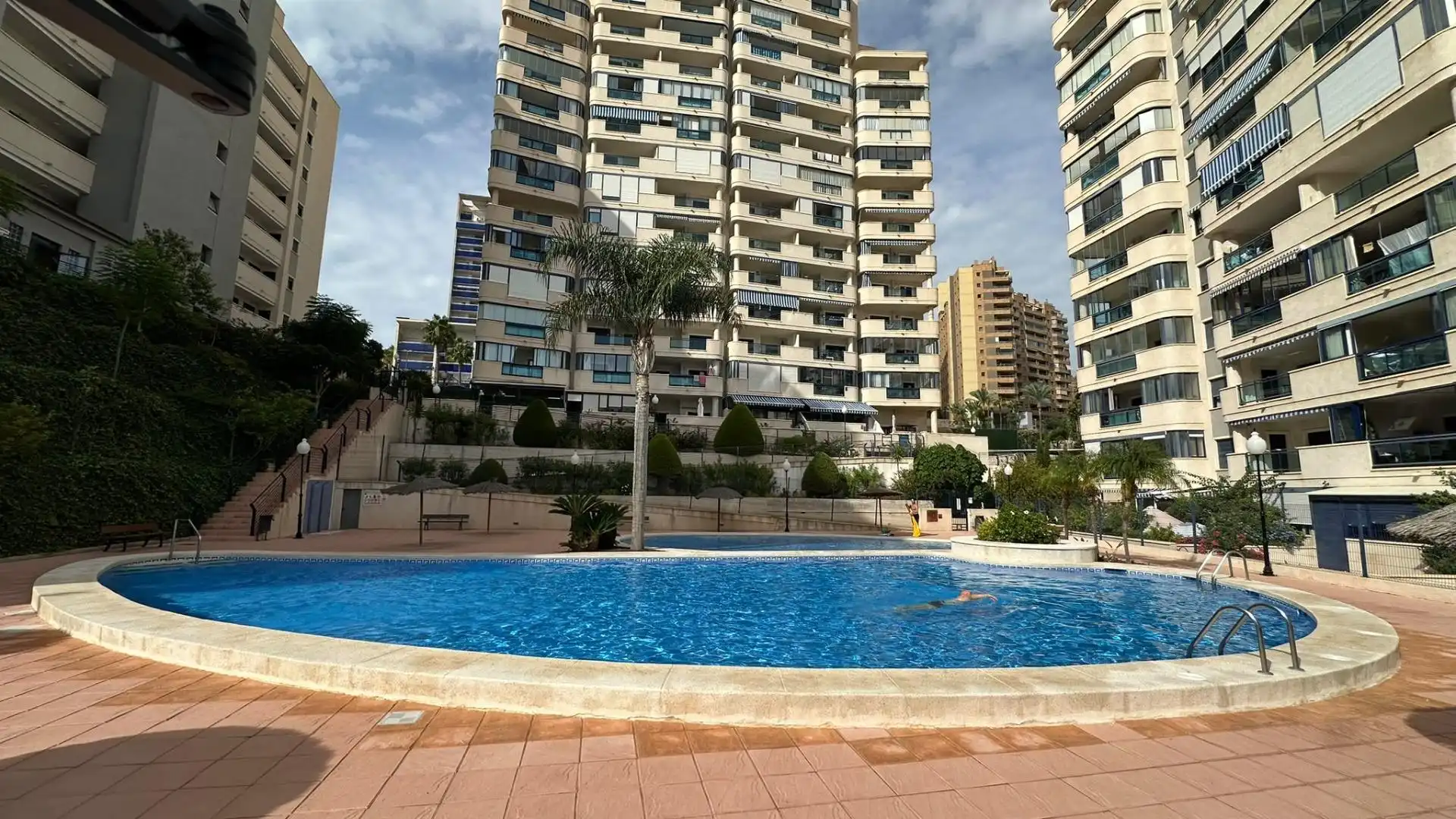 Ground floor with pool for sale in MESTRAL