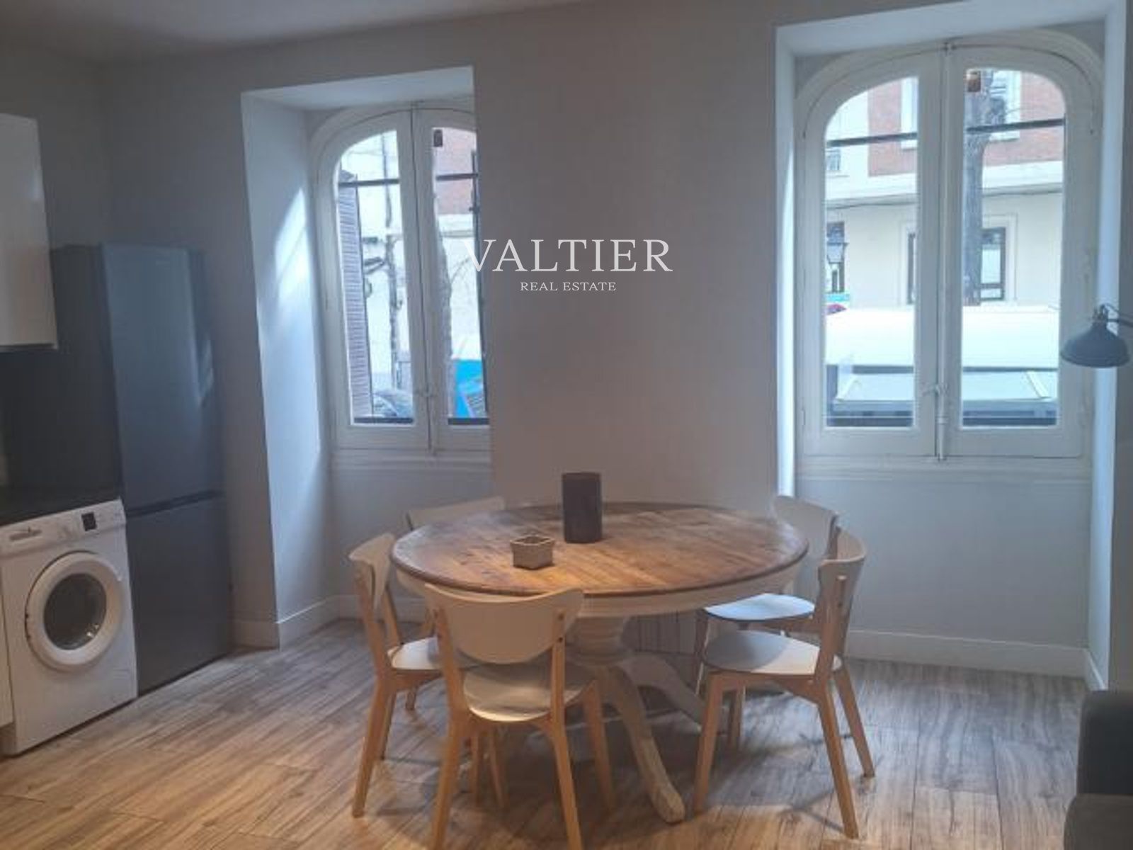 Dining room of Flat for rent in  Madrid Capital  with Heating and Furnished