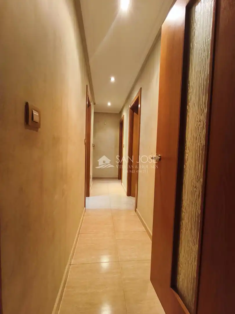 Flat for sale in Aspe  with Air Conditioner, Heating and Balcony