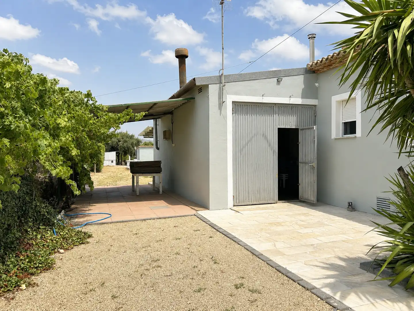 Vista exterior de Casa o chalet en venta en Ontinyent con Aire acondicionado, Calefacción y Jardín privado