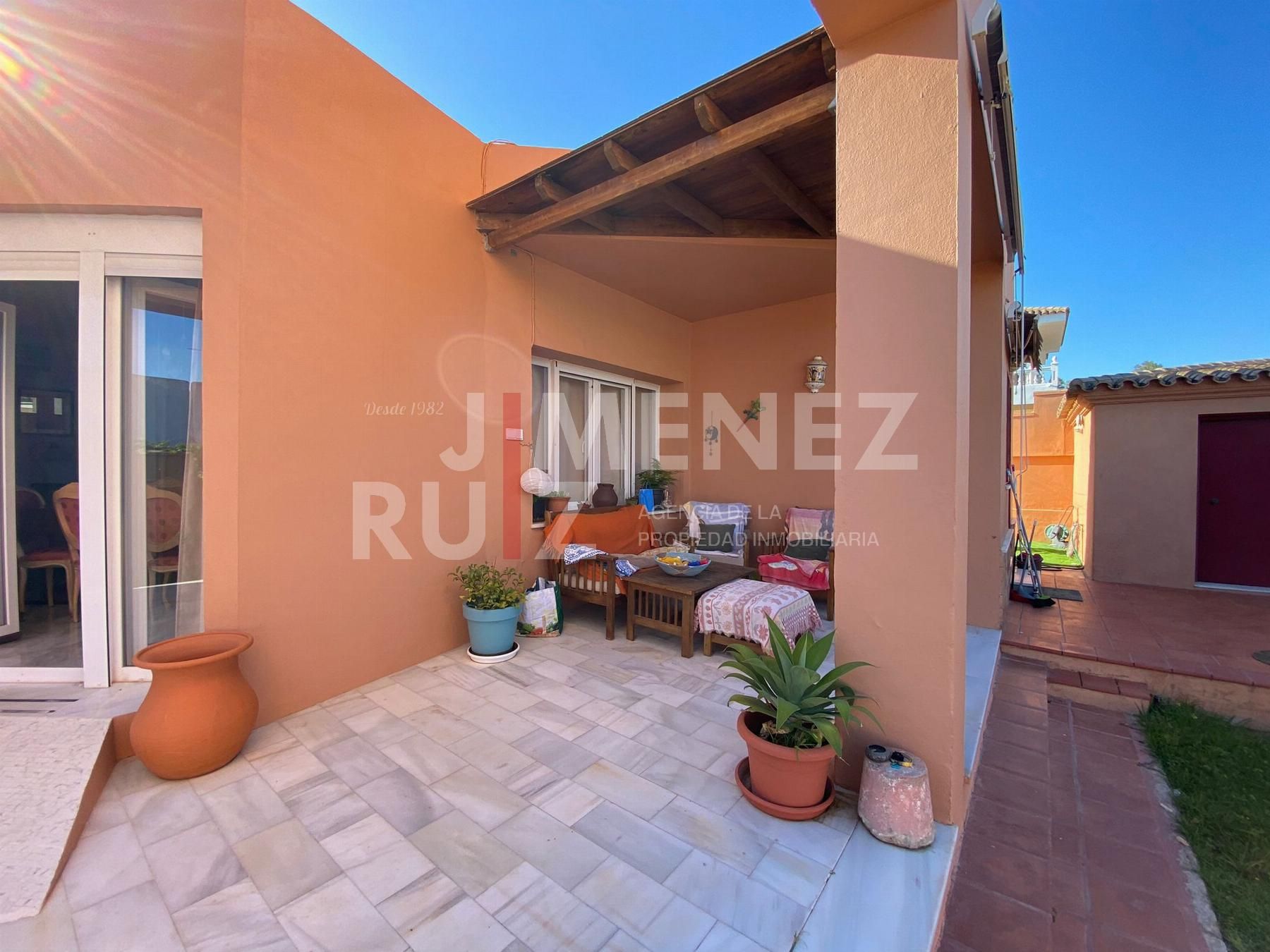 Casa o xalet en venda a El Juncal - Vallealto