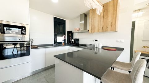 Foto 2 de Piso en venta en Los Almendros, Orihuela
