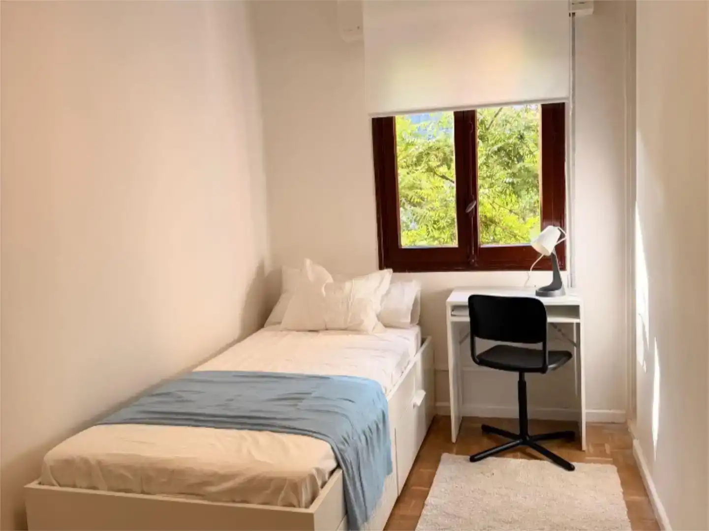 Habitación de Apartamento de alquiler en Leganés con Amueblado