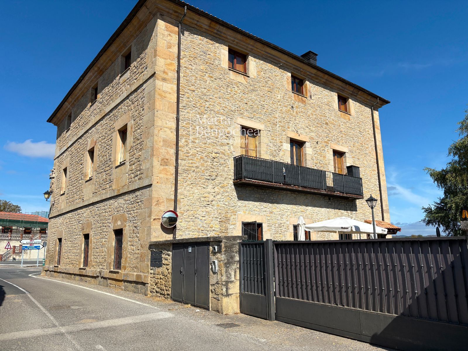 Exterior view of Flat for sale in Vitoria - Gasteiz  with Heating, Terrace and Furnished