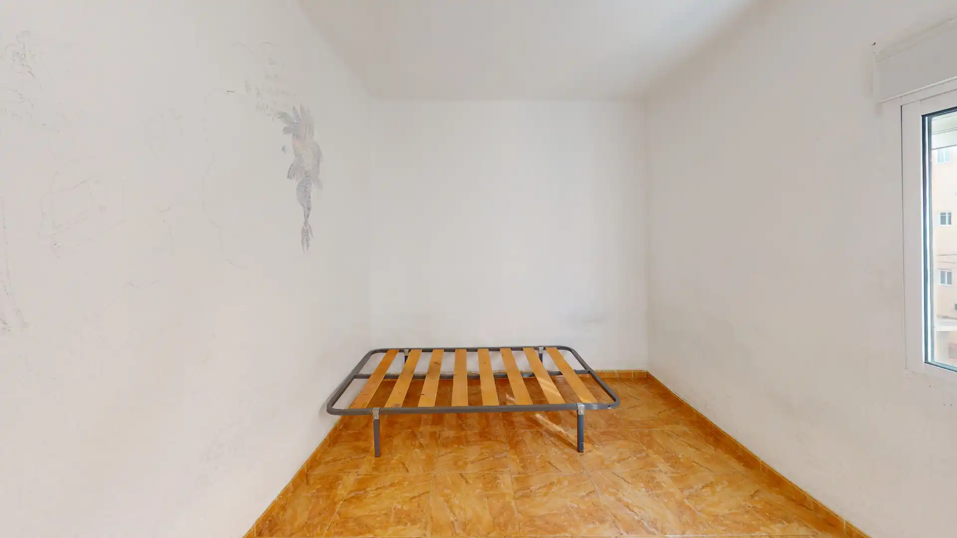 Habitación de Piso en venta en Almería con Amueblado, Balcón y Alarma