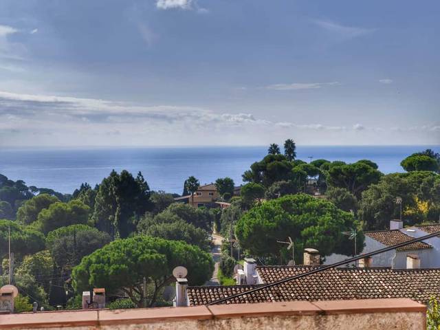 Casa adosada en Venta en Àries en Santa María de Llorell