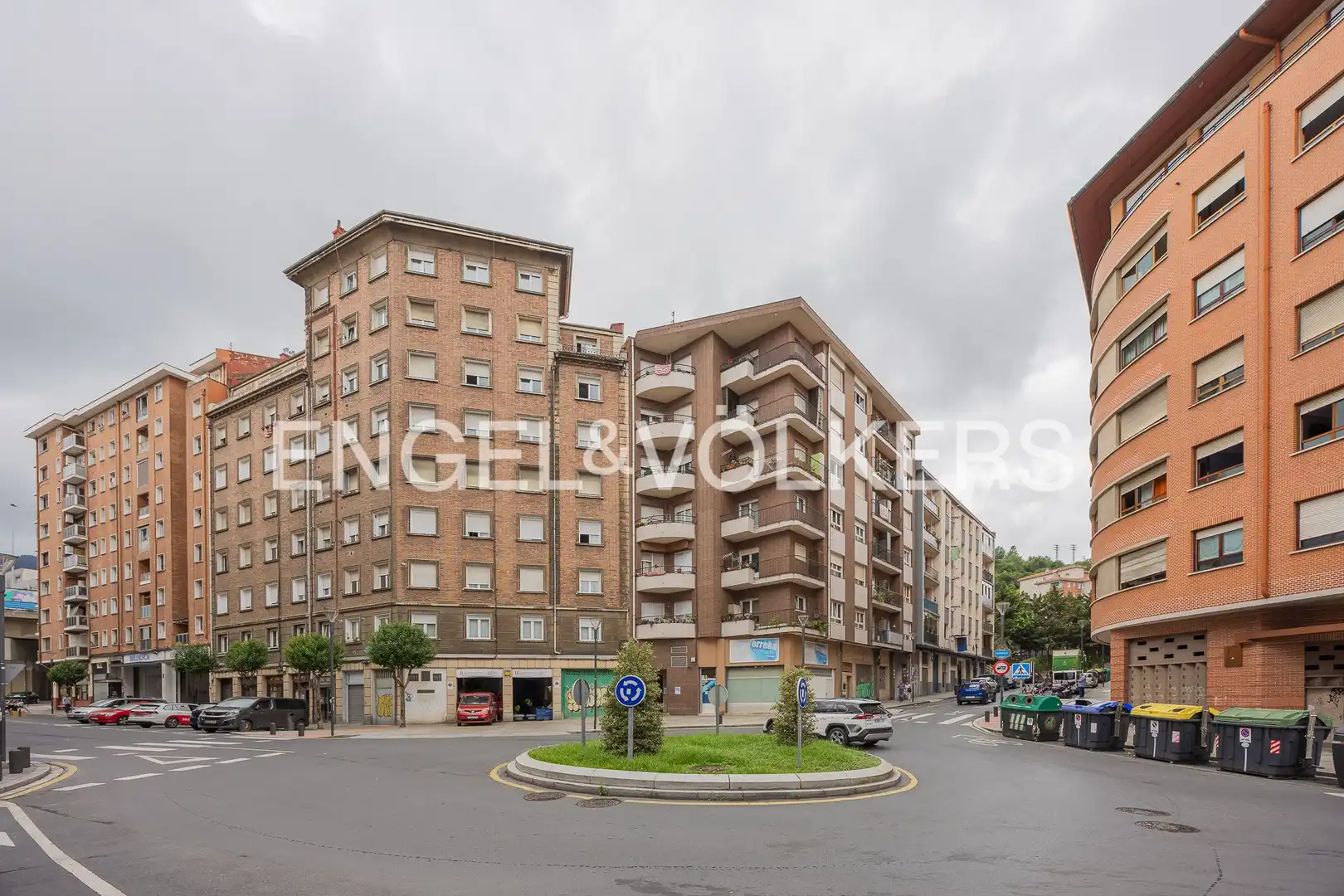 Vista exterior de Piso en venta en Bilbao  con Calefacción y Terraza