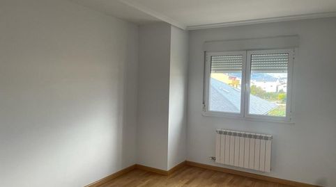 Foto 4 de Casa adosada en venda a Carracedelo, León