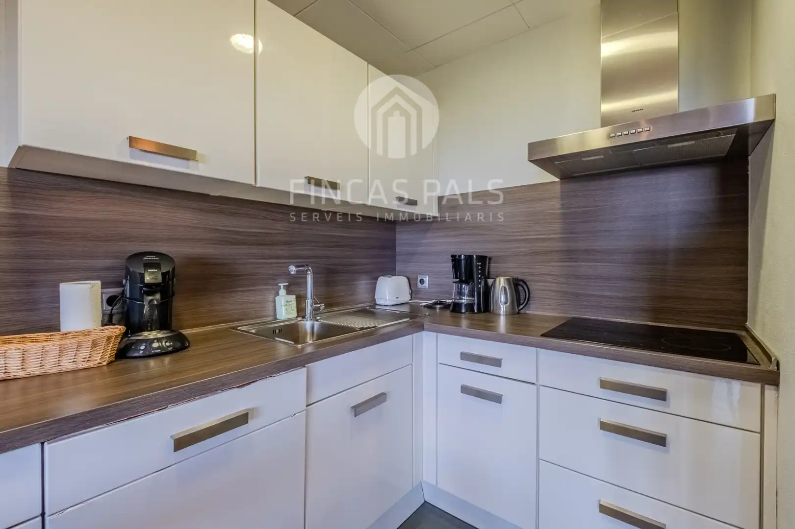 Detached house with pool for sale in Carrer de Londres 53, imagen 35