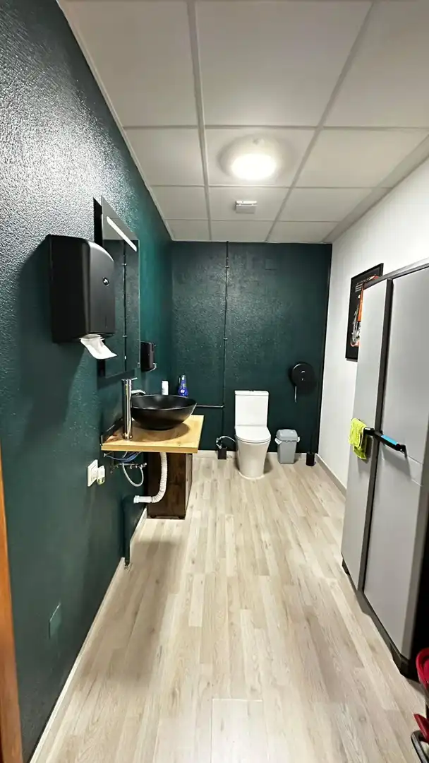 Bathroom of Industrial buildings for rent in Alicante / Alacant